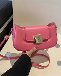 Mini sac baguette minimaliste rose