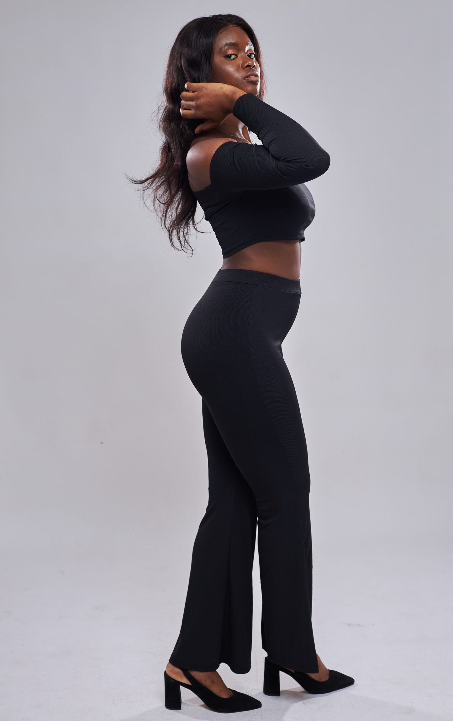 SHEIN - Top court col bardot & Pantalon évasé - Noir side view 2
