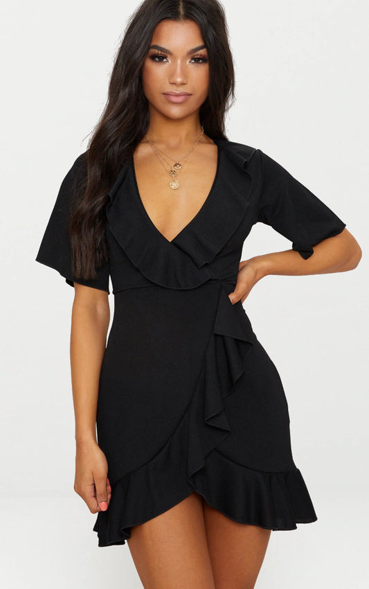 PLT - Robe cache-coeur noire à détail volants
