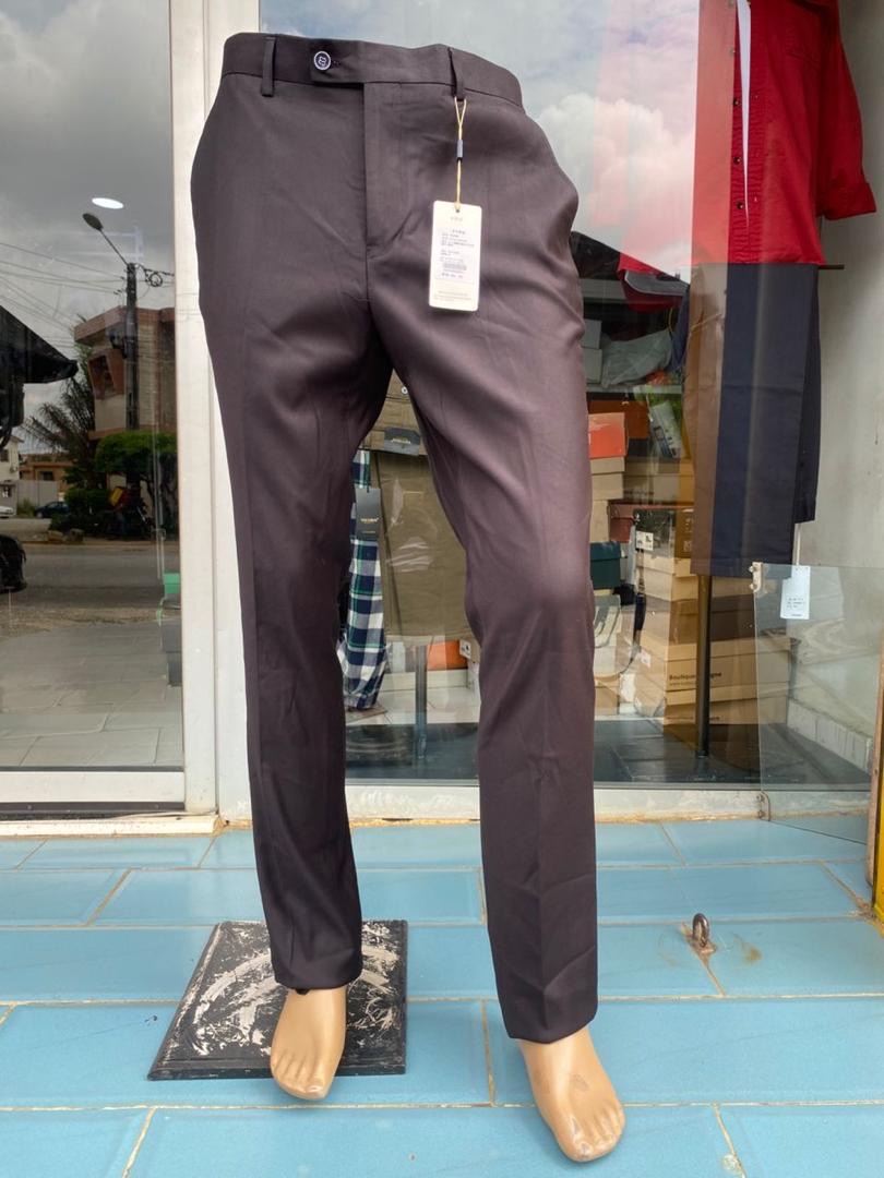 Pantalon chino intense et sophistiqué