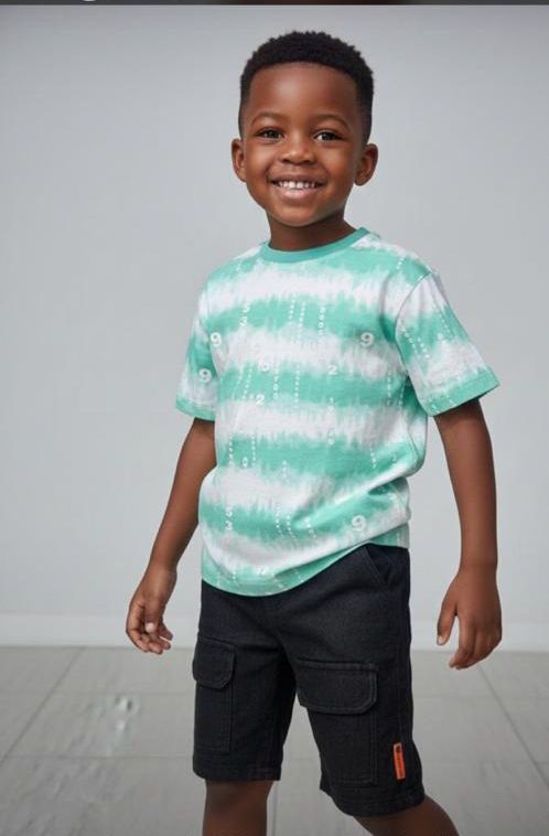 Ensemble enfant short et tee shirt a rayure